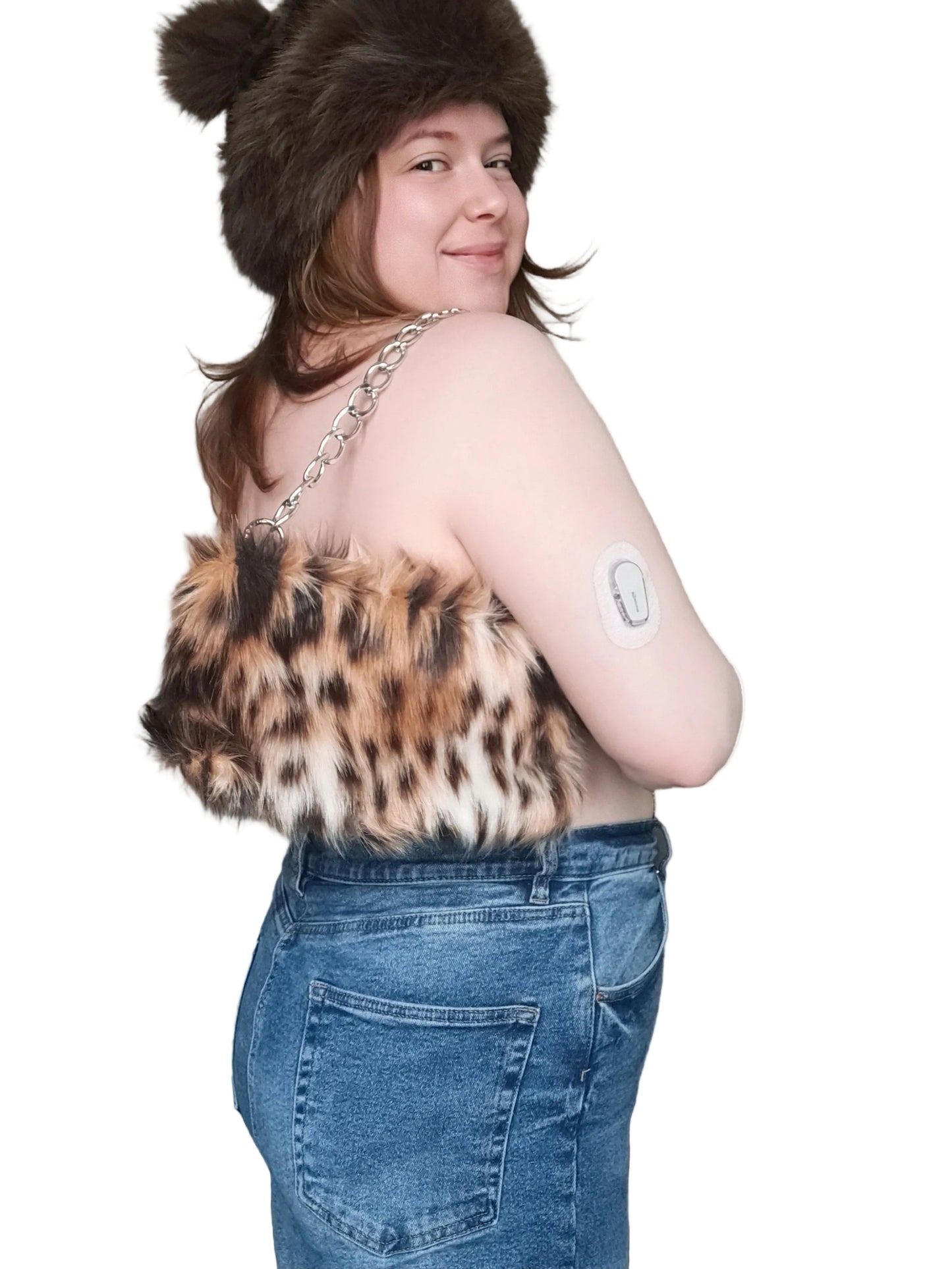 Fuzzy leopard purse